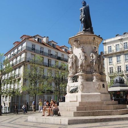 Appartamento Calcada Do Combro Lisbona Esterno foto