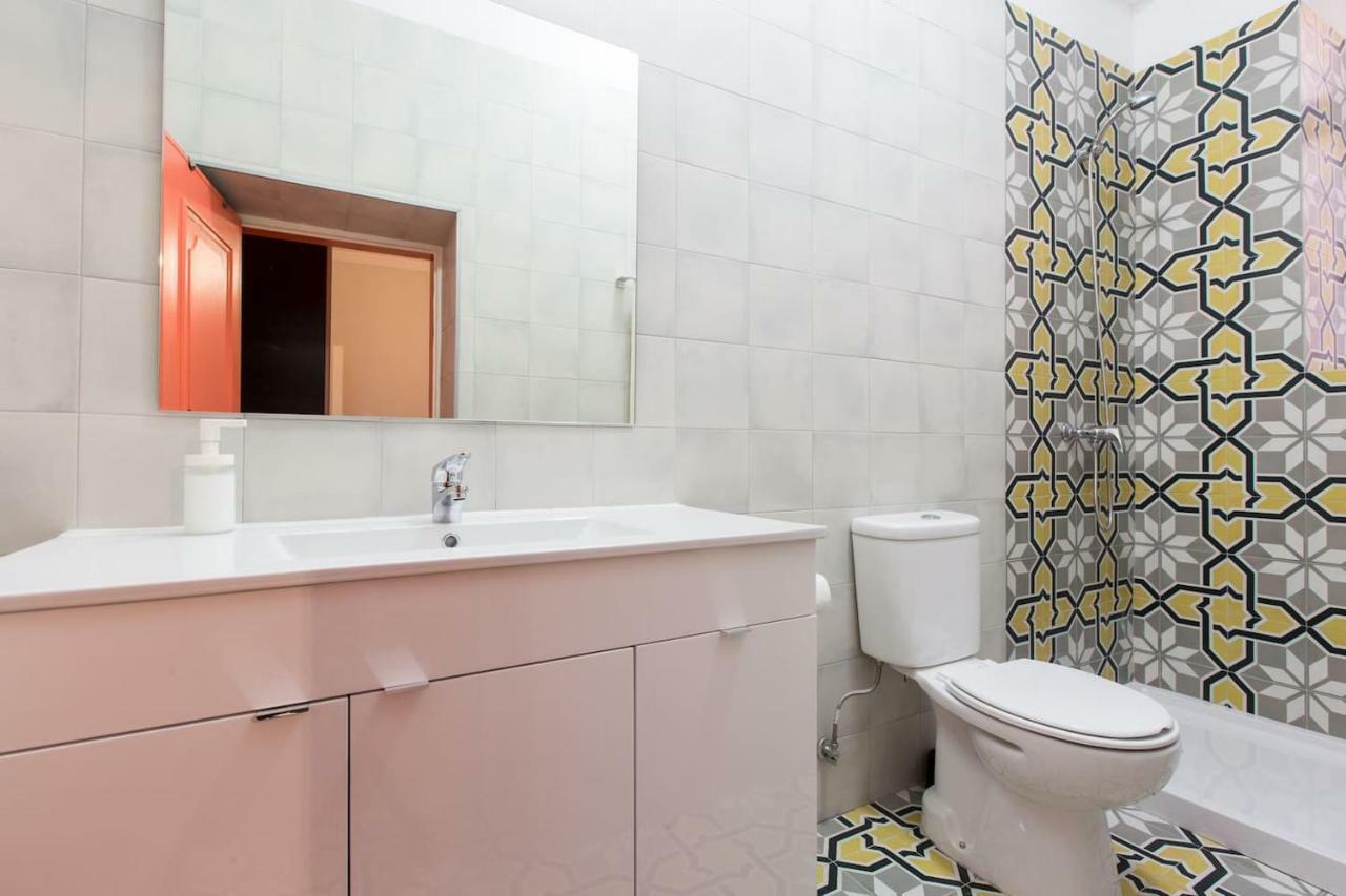 Appartamento Calcada Do Combro Lisbona Esterno foto